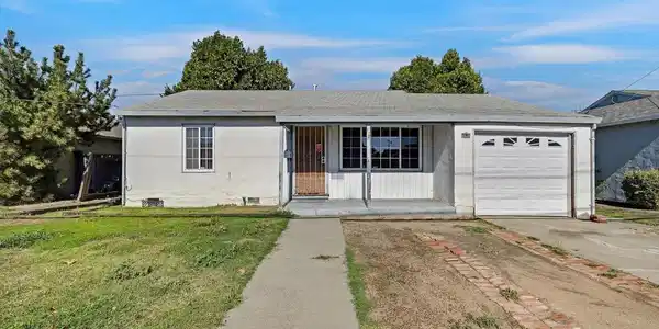 527 Colby St