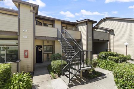 585 Majestic Way