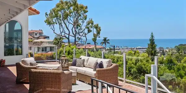 1420 La Jolla Knoll
