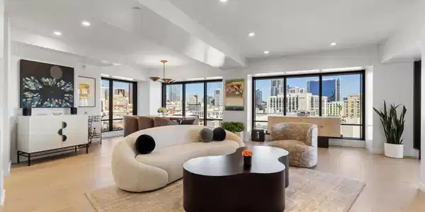 200 Harbor Dr