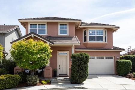 819 Warner Court