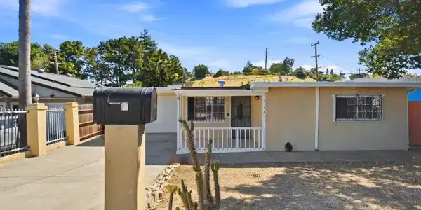 1578 Magazine Street
