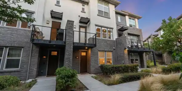 555 San Martin Terrace