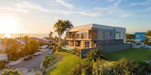 1205 Via La Mesa