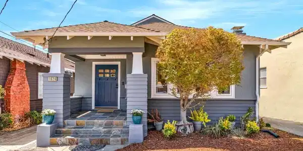 1026 Ventura Ave