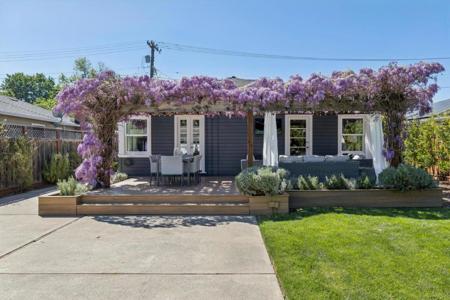1341 Valota Road