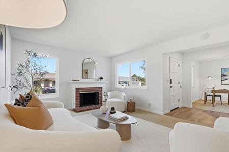 546 Woodstock Way