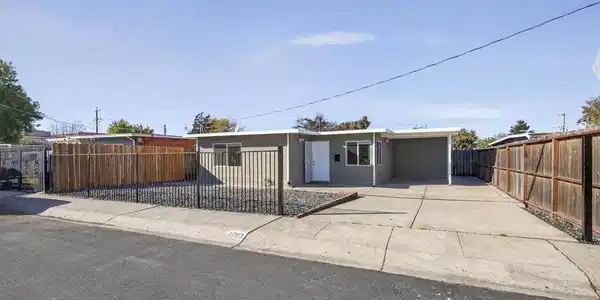 1203 Madeline Rd