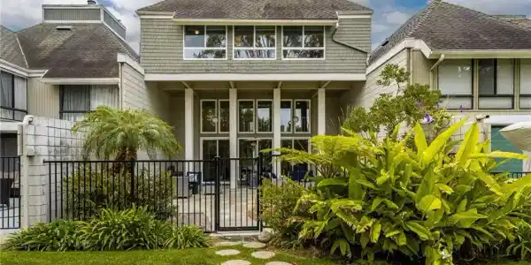 4195 Davis Cup Drive