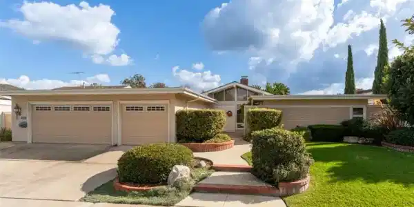 19512 Sierra Mia Road
