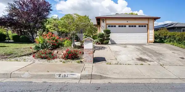 2197 Sugartree Drive