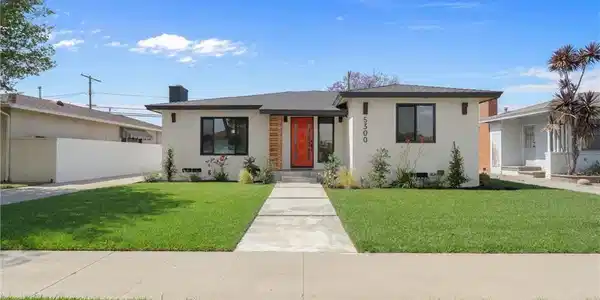 5300 E 28th