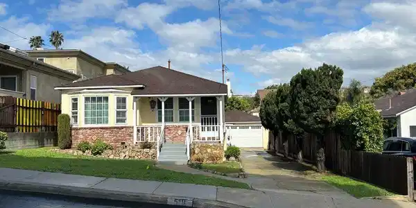 519 E Sycamore Avenue