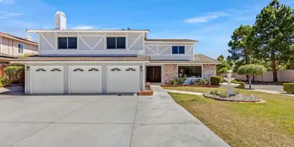 674 Canterbury Place