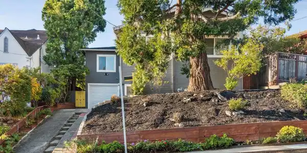3471 Morcom Ave