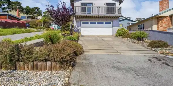 270 Valencia Avenue