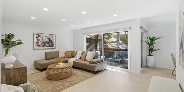 3335 La Mesa Drive