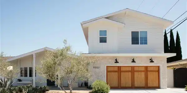 9552 Sailfish Drive