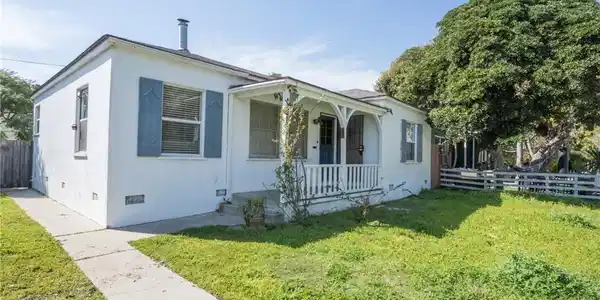 2811 Dell Avenue