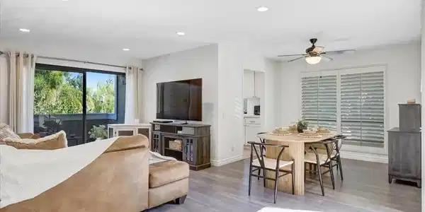 75 Cambria