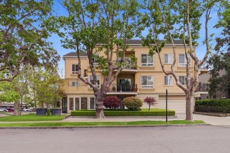 107 El Camino Real