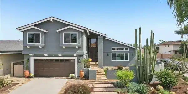 16542 Los Verdes Lane