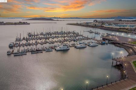 104 Marina Lakes Dr
