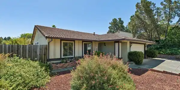 192 Sunrise Way