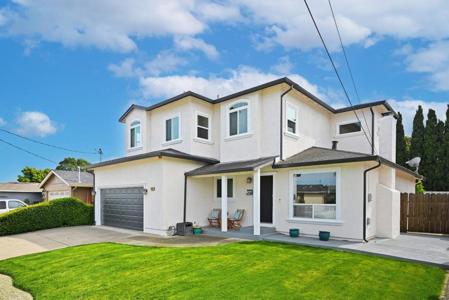 35883 Vinewood Street