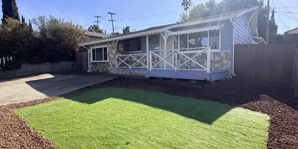 427 Ladera Dr