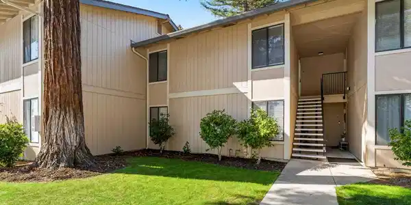 2145 Northwood Cir