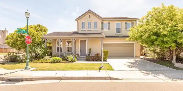 2700 Spindrift Ct