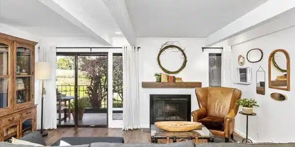 2535 Navarra Drive