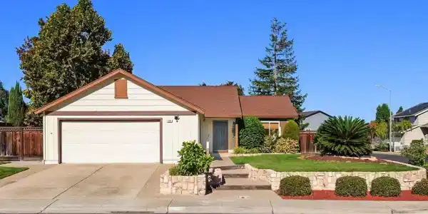 436 Clearwood Dr