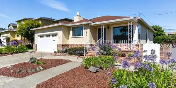 412 Briarwood Drive