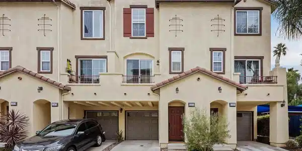 1313 Terracina Ln