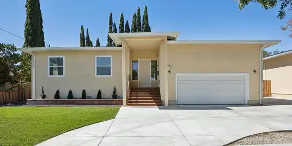 108 Redondo Dr