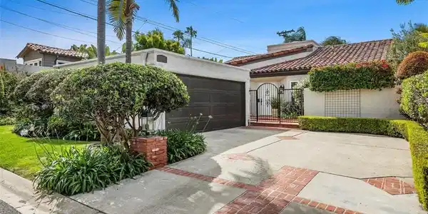 24242 Porto Verde