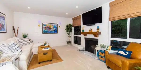 28121 Highridge