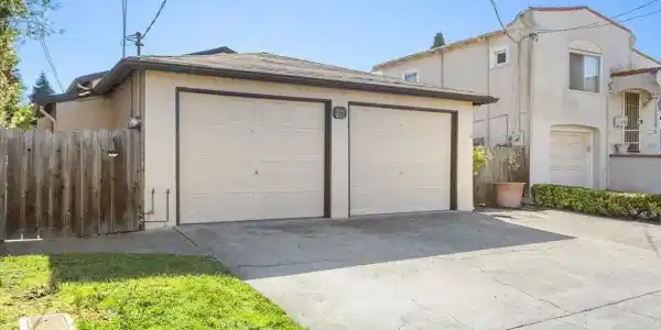 1848 Walnut St.