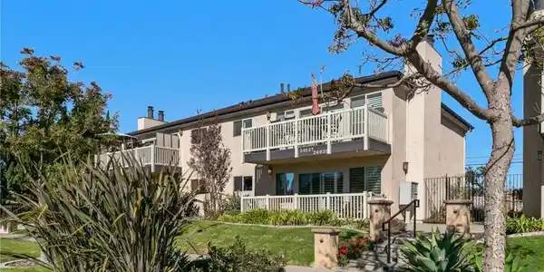 24637 Santa Clara
