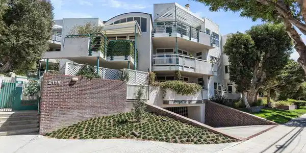 2115 3rd Street