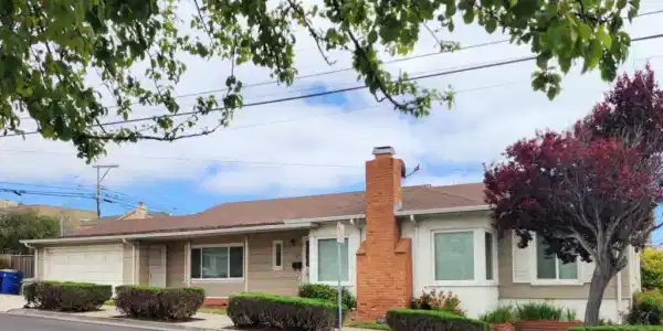 100 Eucalyptus Avenue