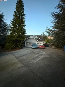 224 Owl Ct