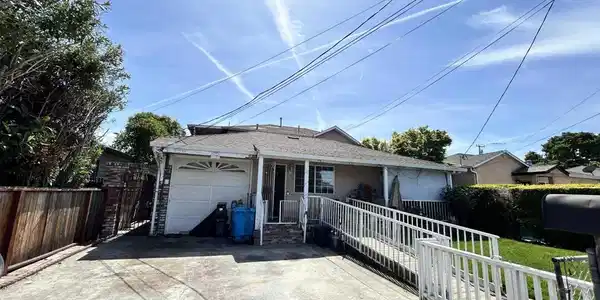708 Fourth Ave