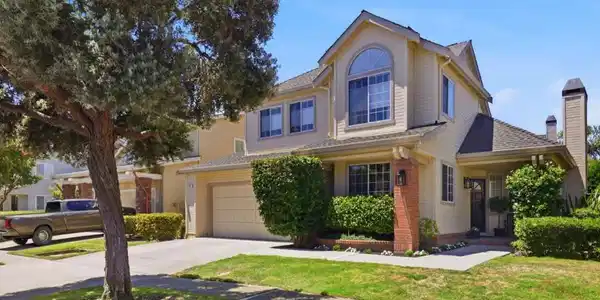 811 Schooner Bay Drive
