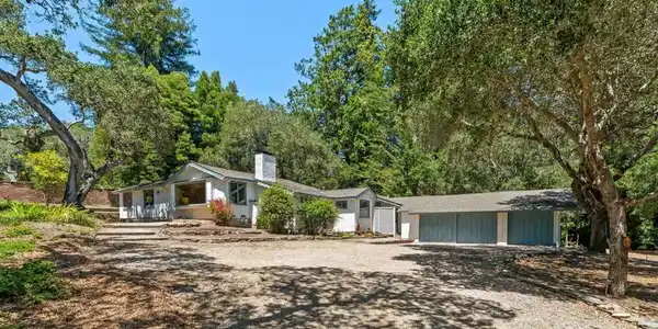 26 Pasatiempo Drive