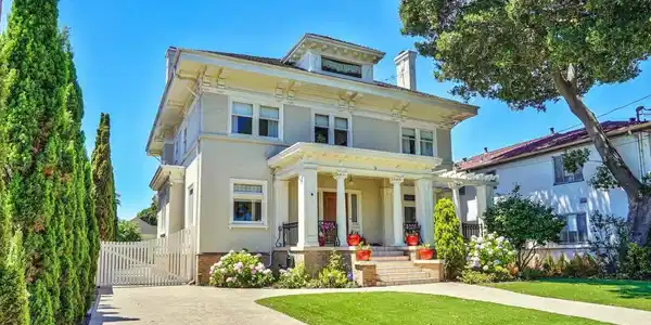 2056 Santa Clara Ave