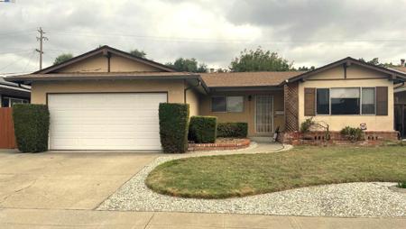42606 Fontainebleau Park Ln