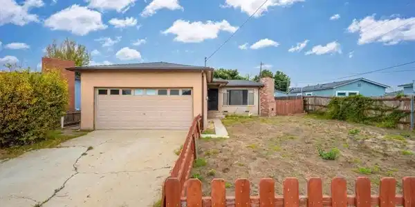 1120 Sunset Drive